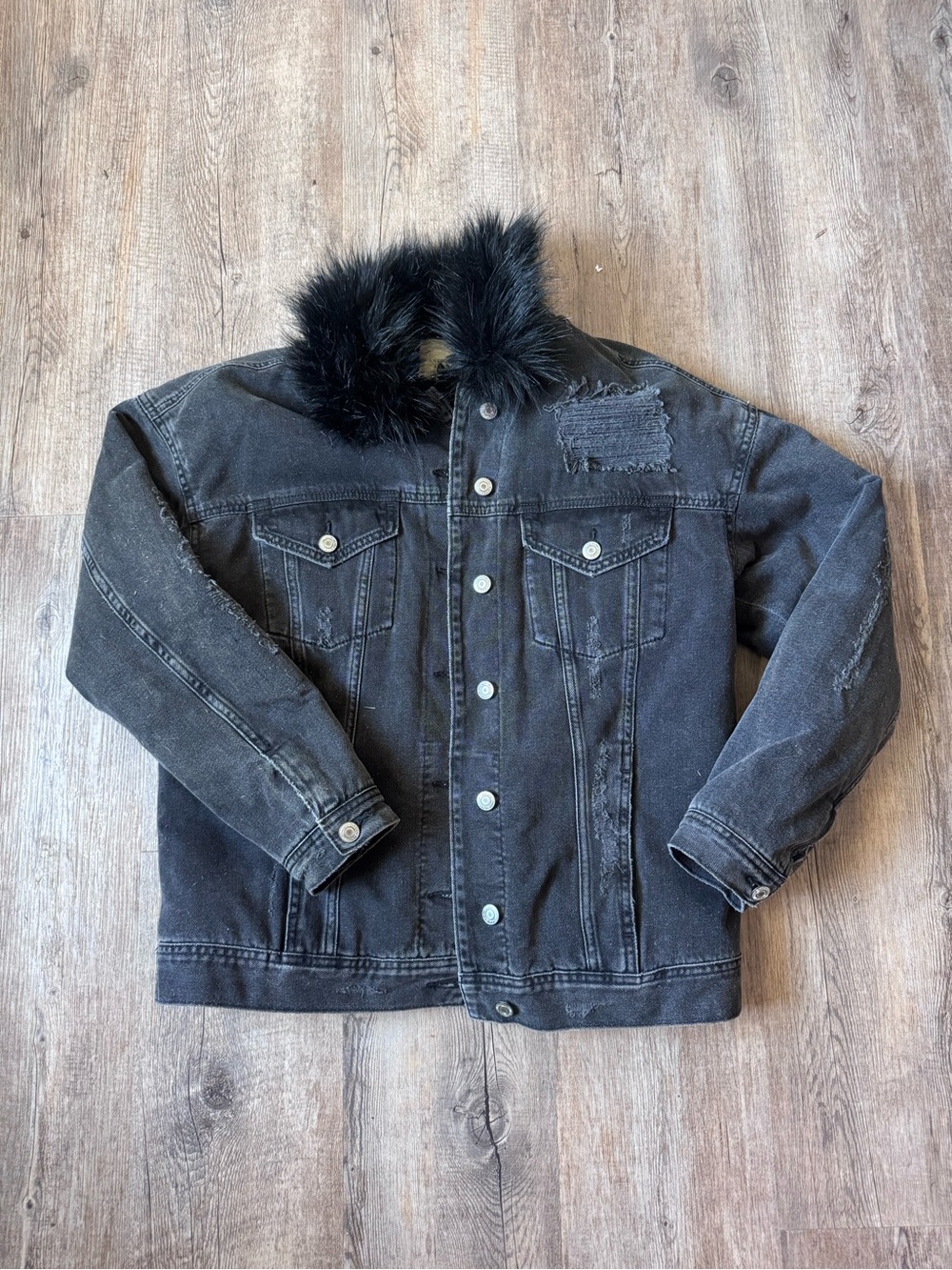 American Eagle Outfitters Black Denim Jacket with Faux Fur Collar
